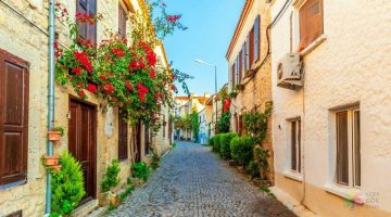 alacati-sokak